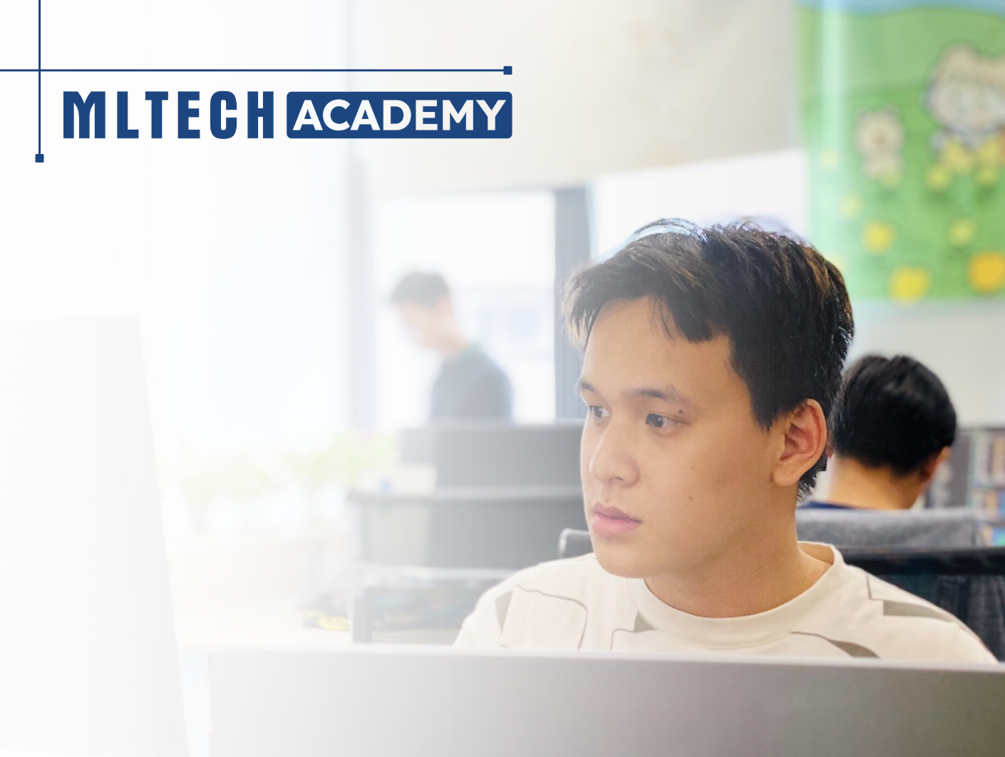 Sinh viên tham gia khóa trải nghiệm học lập trình tại MLTech Academy